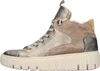 A side view of a single women's high-top sneaker. Anteprima dell’immagine prodotto