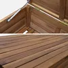 Close-up view of the wooden garden box hinges and gas strut. Anteprima dell’immagine prodotto
