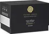 A black box with gold lettering and a gold seal. Produktbild-Vorschau