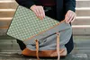 MuchoWow® Laptop Hülle 13 Zoll Schneeflocke - Winter - Produktbild-Vorschau 6
