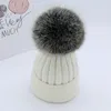 Cappello invernale, Cappello da donna con pompon, Cappello Anteprima dell’immagine prodotto 14