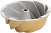 A bundt cake pan with a fluted design. Podgląd zdjęcia produktu
