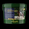 A dark green bucket of horse feed with a label showing a rider on a horse. Produktbild-Vorschau
