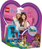 The image shows the packaging of a LEGO Friends Olivia's Summer Heart Box set. The packaging features two girls smiling, a depiction of the LEGO set, and the LEGO Friends logo. Anteprima dell’immagine prodotto