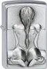 Accendino a benzina Zippo Kneeling Girl donna sexy cromo Anteprima dell’immagine prodotto 2