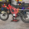 XMTECH zvedák na motorku se základní deskou 500 kg, nůžkový Náhled obrázku produktu 11