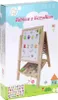 The image shows the product packaging for a wooden easel with an abacus and accessories, designed for children. Voir les images du produit