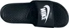 A single black Nike slide sandal with a white Nike logo and text. Anteprima dell’immagine prodotto