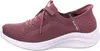 A side view of a single red Skechers slip-on shoe with a white sole. Voir les images du produit