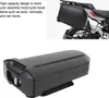 3,8 liter motorfiets zijtas met combinatie slot - Montage - Productafbeelding-voorbeeld 4