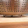 Scolapasta Tondo in Acciaio Inox per Sciacquare e Scolare Anteprima dell’immagine prodotto 7