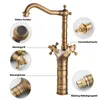 A detailed diagram of a vintage-style brass faucet, with callouts highlighting its components. Produktbild-Vorschau