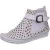 A single white boot is shown against a white background. Produktbild-Vorschau