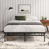 Modernes Metallbett mit schlichtem Design – ideal für stilvolle Schlafzimmer.
 Produktbild-Vorschau