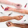 Aceite labial Essence Hydra Kiss, Rosa, Rosy Sparkle, Vista previa de la imagen del producto 5
