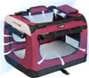 A dark red dog crate with white interior padding, shown with arrows indicating airflow through mesh panels. Anteprima dell’immagine prodotto