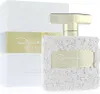 A bottle of Oscar de la Renta Bella Blanca Eau de Parfum and its packaging are displayed against a white background. Podgląd zdjęcia produktu