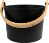 A black bucket with a wooden handle. Náhled obrázku produktu