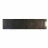 A long, thin, black object is shown against a white background. It appears to be a folded item, possibly a wallet or a similar accessory, with a metallic clasp on the right end. The surface has a textured appearance, suggestive of leather or a similar mate Voir les images du produit