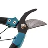 A close-up view of pruning shears, focusing on the blades and handles. Anteprima dell’immagine prodotto