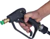 A hand holding a pressure washer gun. Náhled obrázku produktu