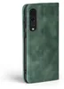 A green flip case for a smartphone is shown against a white background. Produktbild-Vorschau