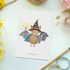 Mr. & Mrs. Panda Postkarte Fledermaus Zauberer - Weiß - Produktbild-Vorschau 2