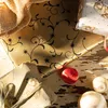 Geschenkpapier für Weihnachten, Goldene Arabesken, Rot, Produktbild-Vorschau 3