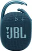 A close-up studio shot of a blue JBL Clip 4 Bluetooth speaker with its carabiner clip. Voir les images du produit