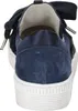 A close-up rear view of a blue suede sneaker with a white platform sole. Produktbild-Vorschau