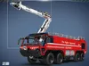 A red remote-controlled fire truck with a large extendable ladder, displayed against a blue and gray gradient background. Voir les images du produit
