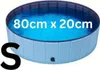 A blue and light blue inflatable dog pool filled with water, with text overlay indicating dimensions and size. Produktbild-Vorschau