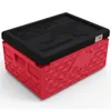 A red KÄNGABOX® Mini Thermobox with a black lid, shown from a three-quarter angle on a white background. Produktbild-Vorschau