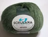 A ball of green yarn with a label. Produktbild-Vorschau