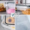 A collage of images showing Vilde lunchboxes filled with food items like cookies and pink dough. Voir les images du produit