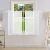 A window with white sheer curtains, showing a green lawn and trees outside. Anteprima dell’immagine prodotto