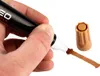 A hand holding a marker pen, with the cap off and the tip drawing a line. Anteprima dell’immagine prodotto