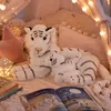 Wild Republic Tiger Kuscheltier - weis - mit Jungen - 38 cm Produktbild-Vorschau 5