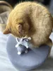 Aumüller Katzenkissen Ratte Cedric grau mit Füllung 13 x 6 Produktbild-Vorschau 2