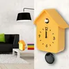 Orologio a cucù Guzzini con pendolo giallo Anteprima dell’immagine prodotto 4