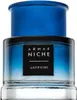 A close-up studio shot of a blue and clear glass perfume bottle with a black label. Anteprima dell’immagine prodotto
