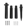 A set of black garden lamp accessories, including poles and stakes, laid out on a white background. Voir les images du produit