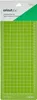 A Cricut Joy StandardGrip cutting mat is shown on a white background. The mat is green with a white grid pattern and measurement markings. Voir les images du produit