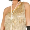 A close-up of a person wearing a gold flapper dress with fringe and a pearl necklace. Produktbild-Vorschau