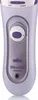 A close-up studio shot of a Braun Silk & Soft Ladyshaver. Voir les images du produit