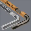 A close-up view of a Wera Hex-Plus Allen wrench, showing its metallic shaft and orange handle with a cutaway revealing the internal structure. Anteprima dell’immagine prodotto