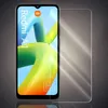 A screen protector is shown next to a smartphone. Produktbild-Vorschau