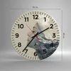Wanduhr - Rund - Glasuhr - Grafik Frau Berge - 40x40cm - Produktbild-Vorschau 3