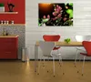 Wallario Premium Glasbild, freischwebende Optik, kräftige Produktbild-Vorschau 3