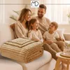 Coperta marrone a righe in rilievo 200x220 cm a scacchiera Anteprima dell’immagine prodotto 17